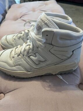 New Balance White High-Top Athletic Sneakers sz 6.5 M/8 Women